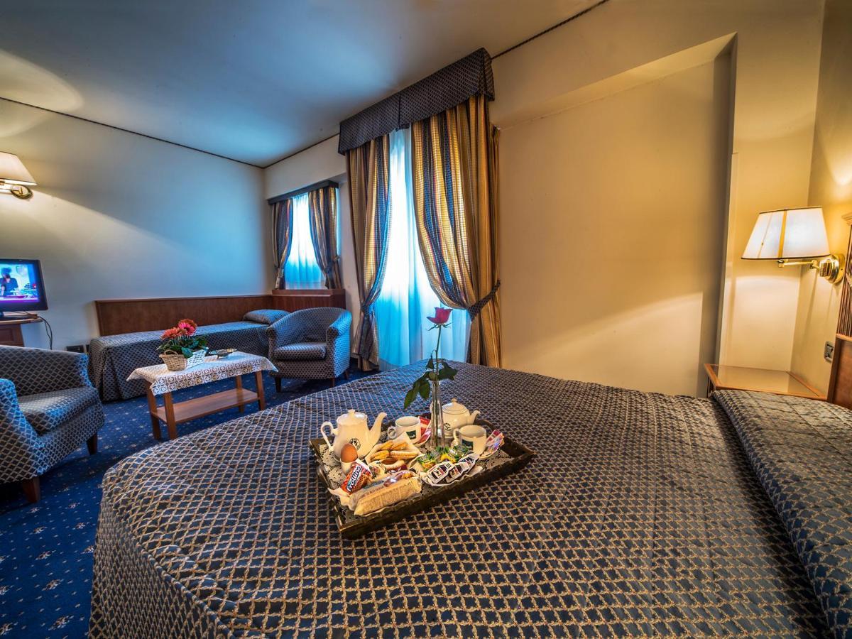Hotel Valdarno Montevarchi Bagian luar foto